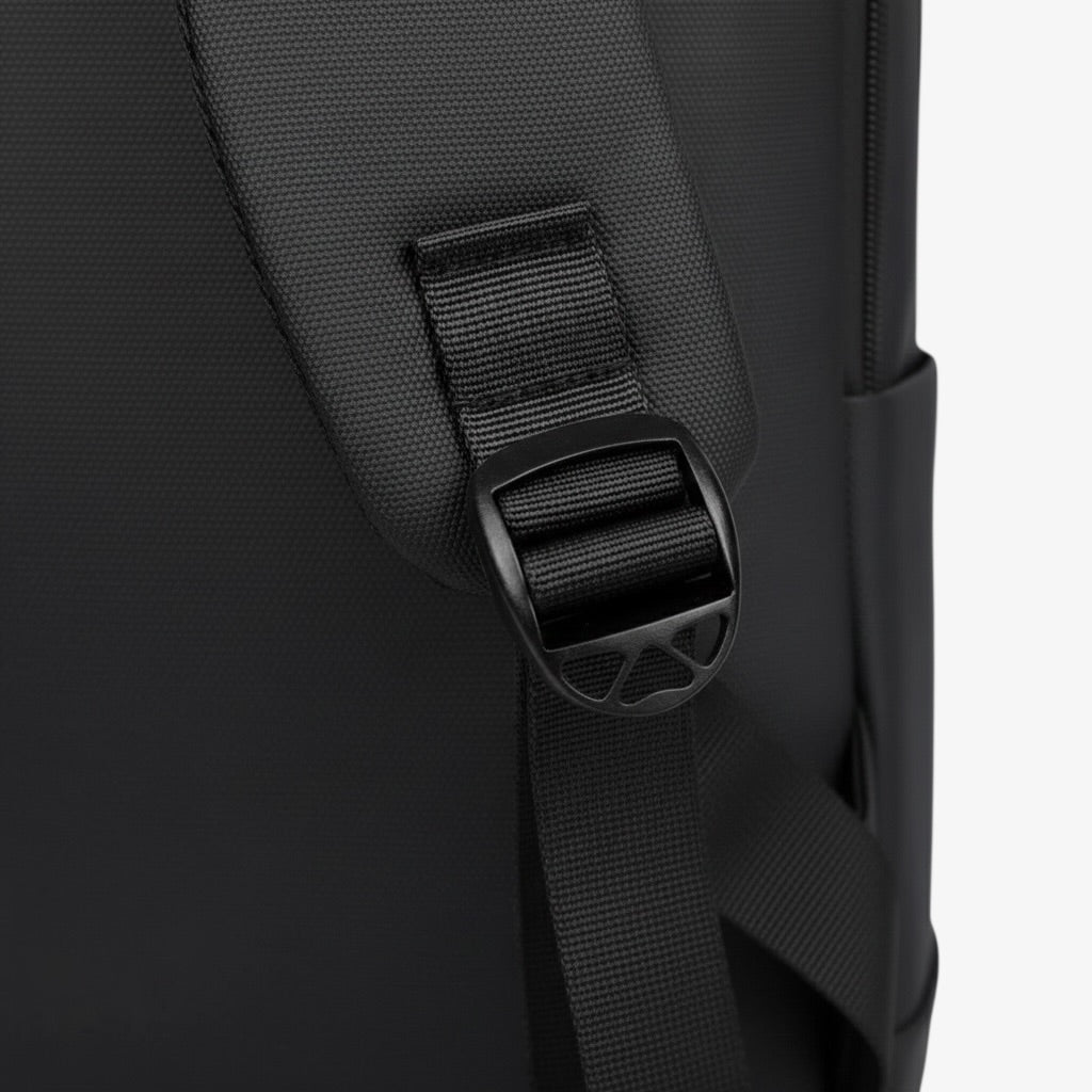 Sac à Dos Homme Étanche – 20–35L, Compartiment PC 15.6", Style Casual & Réfléchissant